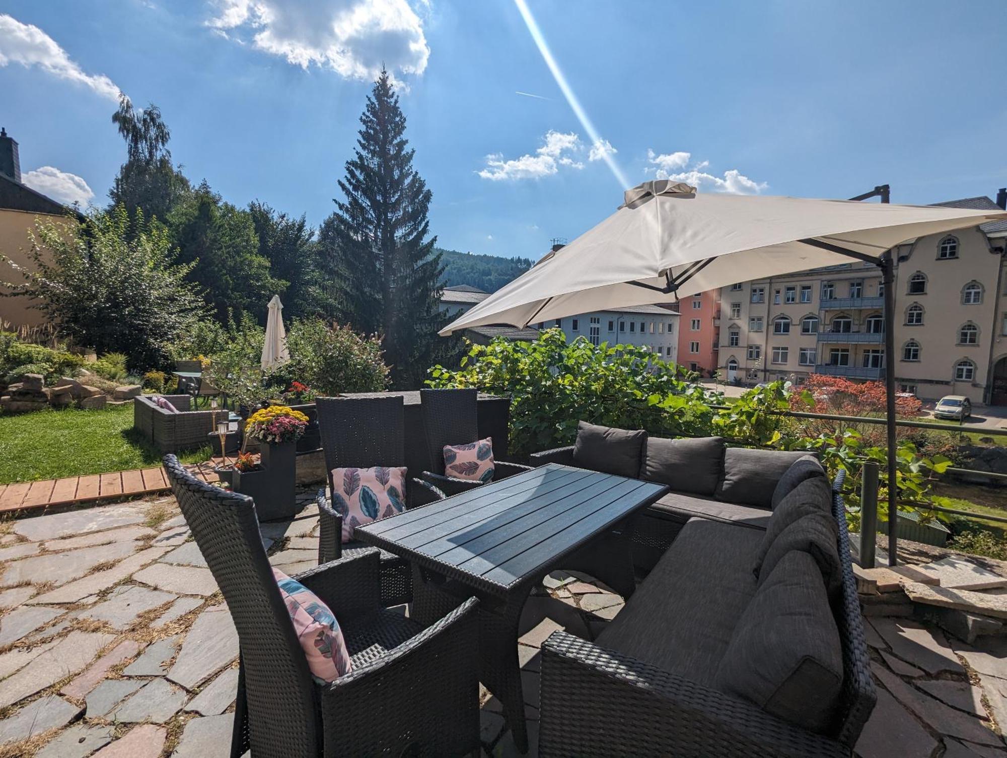 Hw4B - Urlaubsmagie - Zentral Mit Gemeinschaftsgarten, -Pool, -Sauna & Whirlpool Sebnitz Exteriör bild