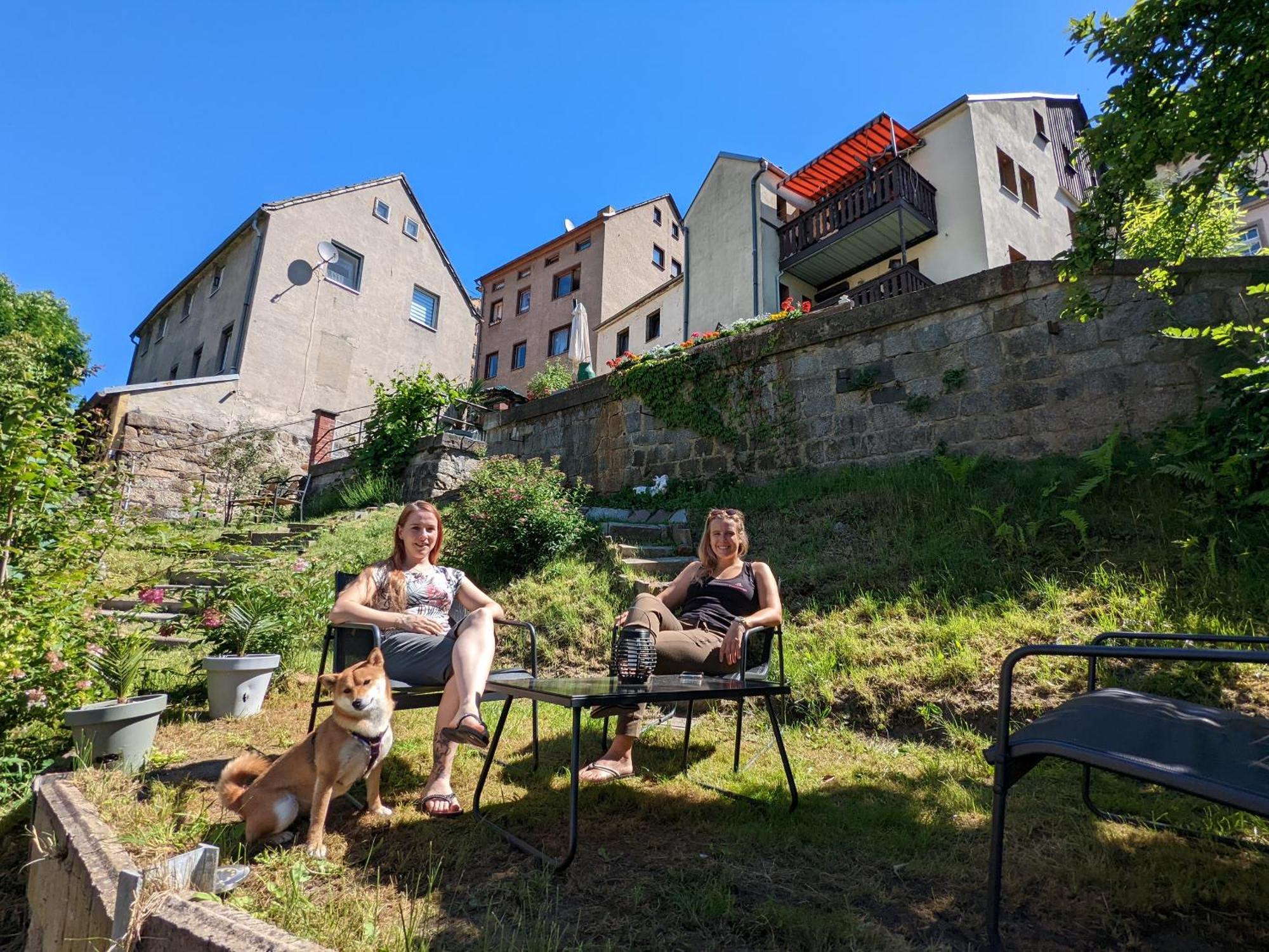 Hw4B - Urlaubsmagie - Zentral Mit Gemeinschaftsgarten, -Pool, -Sauna & Whirlpool Sebnitz Exteriör bild